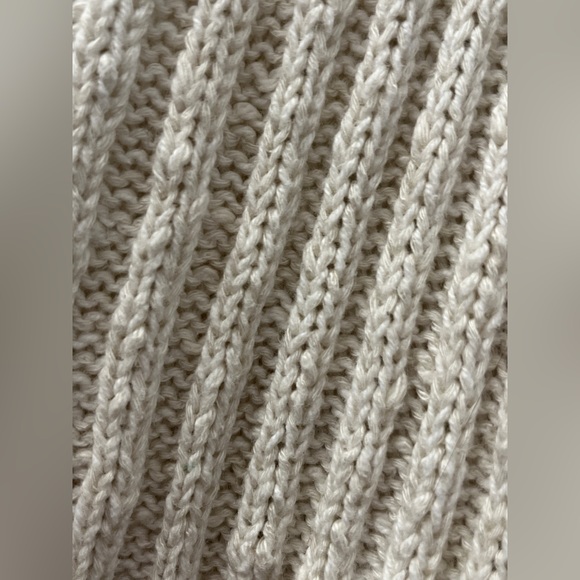 American Eagle Cardigan - Picture 4 of 6